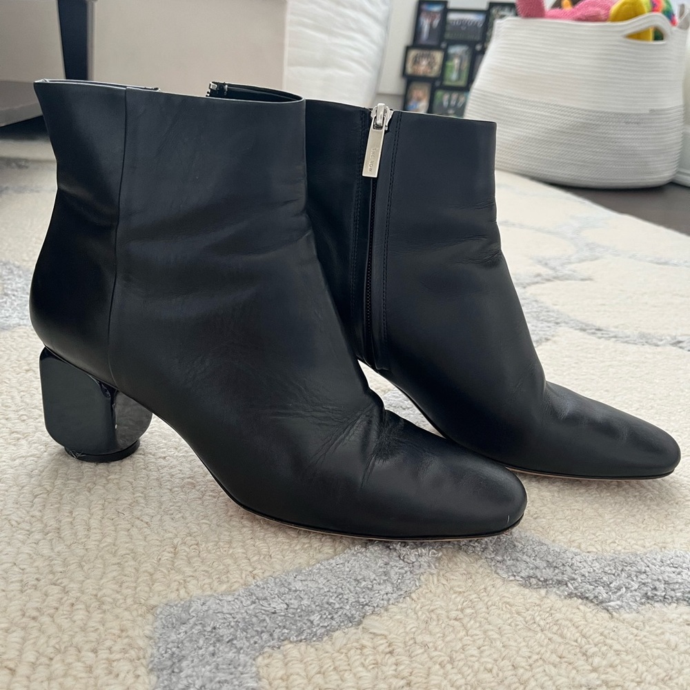 The Row classic ankle boot size 8.5